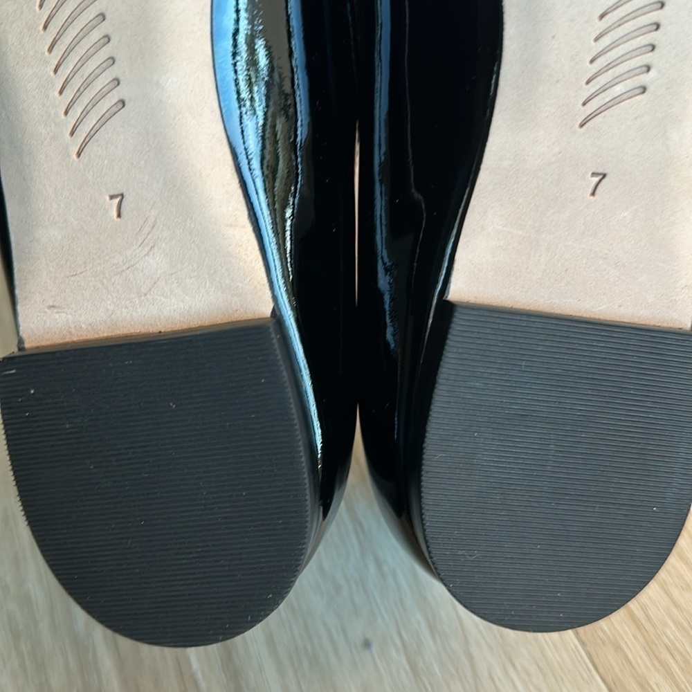 PAIGE
Janine Flat - Black Patent woman size 7 NWOB - Picture 5 of 6